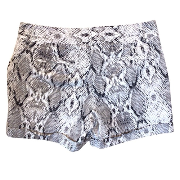 Apt. 9 Womens Snake Print Cuffed Torie Shorts Size 14 - Picture 5 of 6